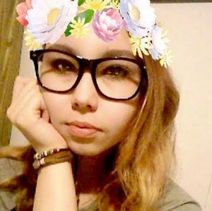 Meet your Posher, Isabel